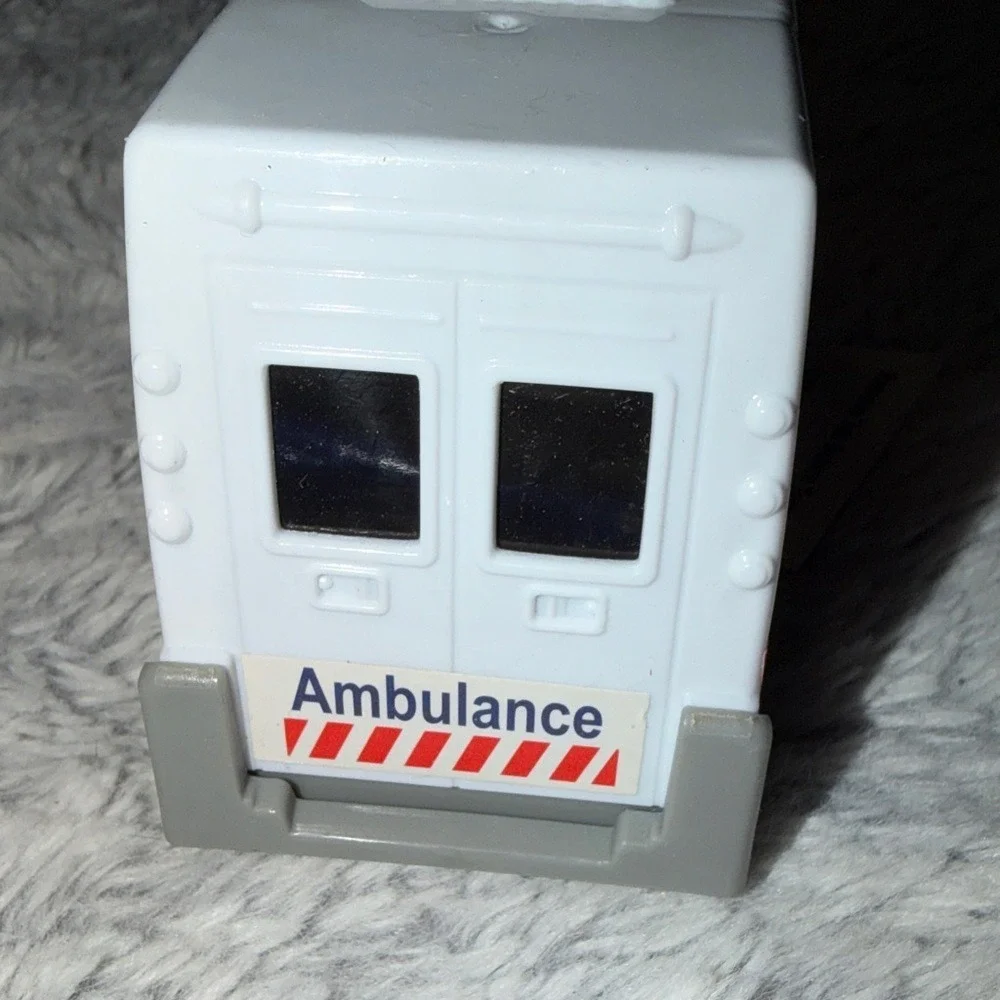 Turbo Wheels Emergency Vehicle Set Fire Truck Ambulance Helicopter Lights Sound